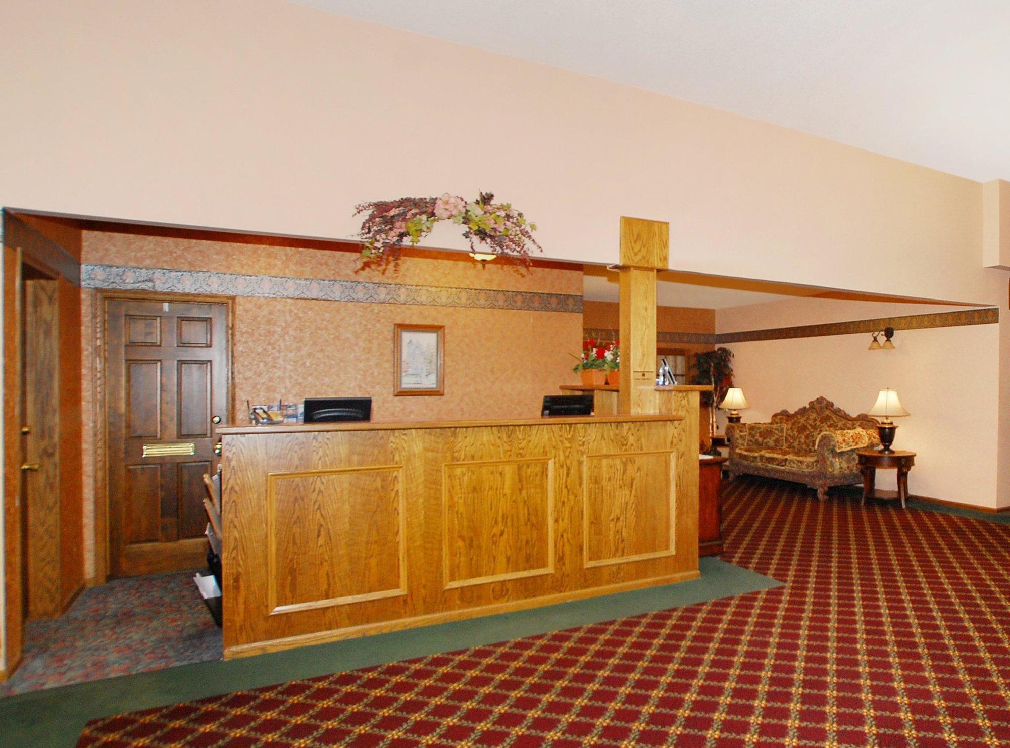 Days Inn By Wyndham Hutchinson Buitenkant foto